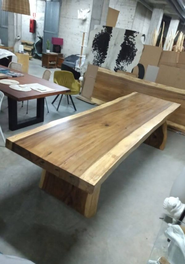 Mesa de comedor de madera de Suar de 3 metros